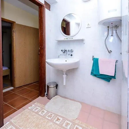 In With Sea View, Balcony, Air Conditioning, Wifi Διαμέρισμα Cavtat